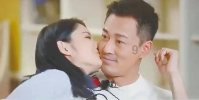 甜美小邮差