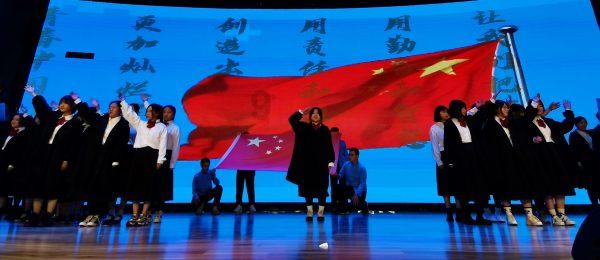 美国圣迭戈市强降雨引发洪水 宣布进入紧急状态
