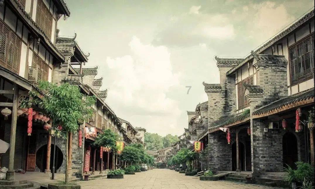 【新时代文明实践】情暖寒冬，相伴成长——何坝镇积极开展寒期儿童关心关爱服务活动